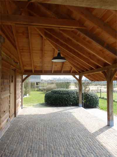 Bijgebouwen; tuinhuis, tuinberging, overdekt terras, carport, poolhouse, ...