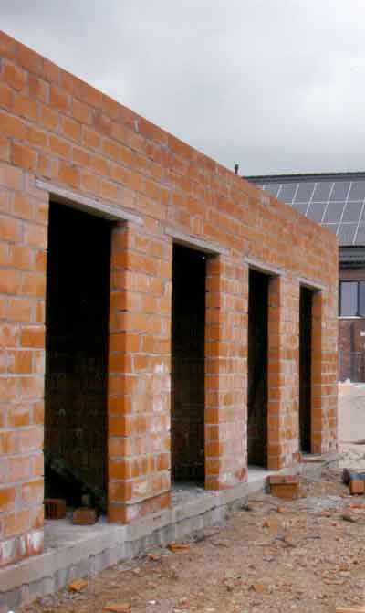 Bijgebouwen; tuinhuis, tuinberging, overdekt terras, carport, poolhouse, ...
