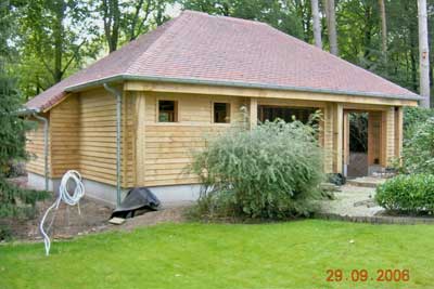 Bijgebouwen; tuinhuis, tuinberging, overdekt terras, carport, poolhouse, ...